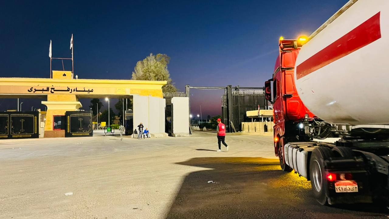 قافلة زاد العزة الـ 62 إلى غزة (5) قافلة زاد العزة الـ 62 إلى غزة (5)