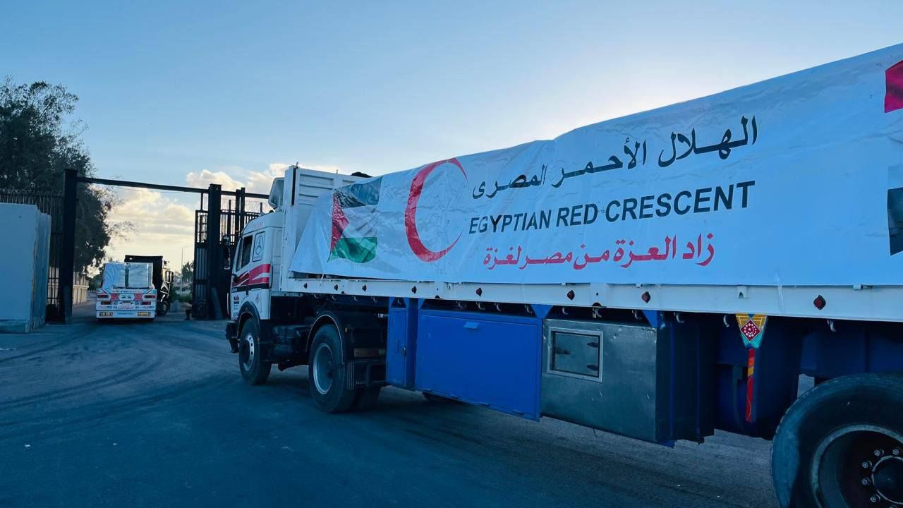 قافلة زاد العزة الـ 62 إلى غزة (3) قافلة زاد العزة الـ 62 إلى غزة (3)