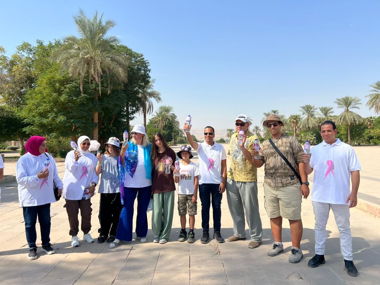 مستشفى الأورام الأقصر تدشن فعالية توعوية بمعبد الكرنك مستشفى الأورام الأقصر تدشن فعالية توعوية بمعبد الكرنك