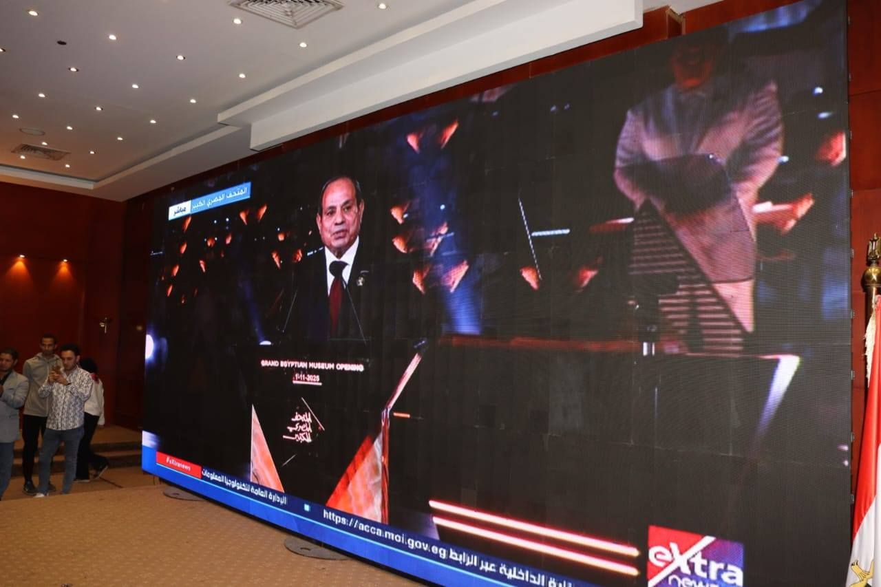 خلال متابعة الاحتفالات خلال متابعة الاحتفالات