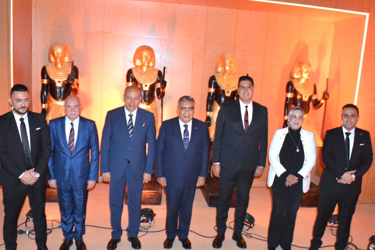 محافظ الدقهلية يشهد حفلًا بمناسبة افتتاح المتحف المصري الكبير (3) محافظ الدقهلية يشهد حفلًا بمناسبة افتتاح المتحف المصري الكبير (3)