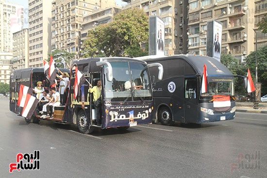 اتوبيسات تجوب شوارع الجيزة اتوبيسات تجوب شوارع الجيزة