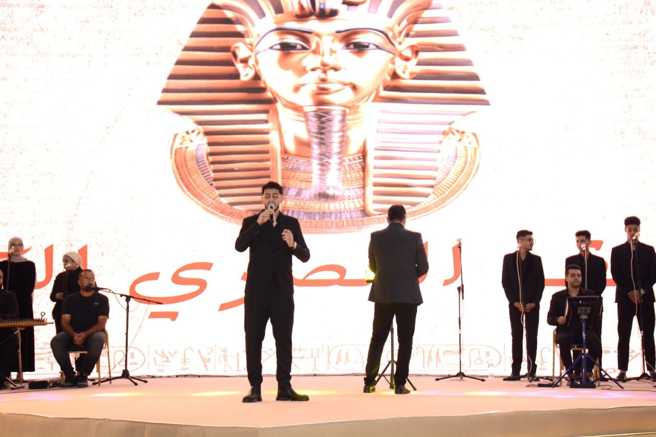 محافظ الدقهلية يشهد حفلًا بمناسبة افتتاح المتحف المصري الكبير (1) محافظ الدقهلية يشهد حفلًا بمناسبة افتتاح المتحف المصري الكبير (1)