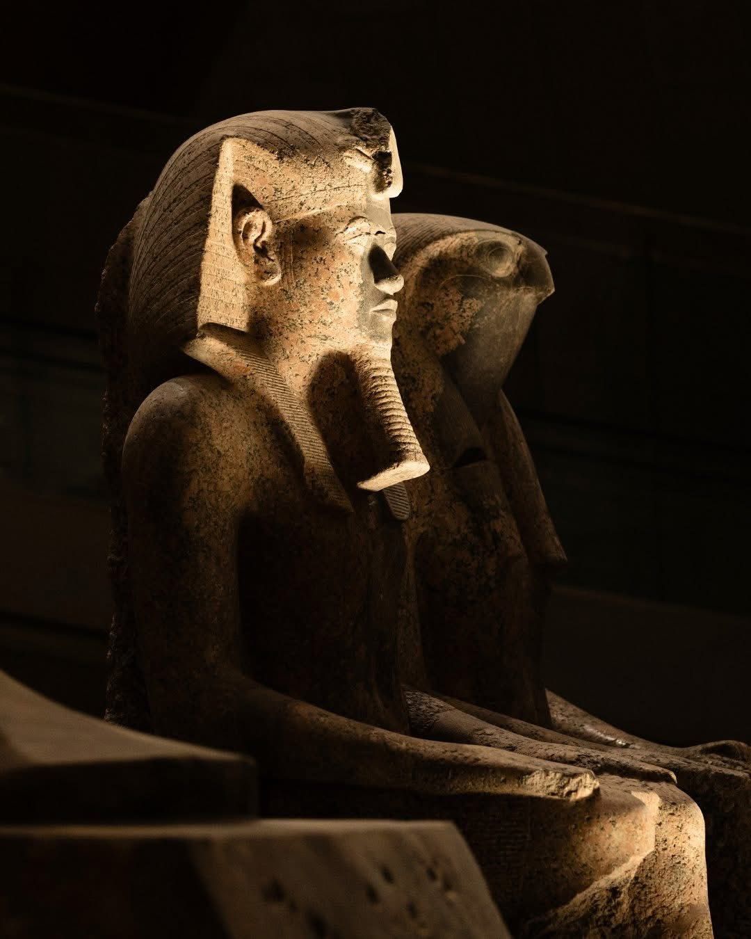 صور من داخل المتحلف الكبير صور من داخل المتحلف الكبير