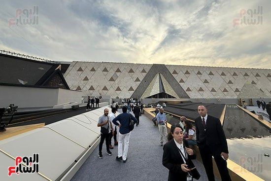 جانب من الاستعدادات الخاصة بفعاليات حفل افتتاح المتحف الكبير جانب من الاستعدادات الخاصة بفعاليات حفل افتتاح المتحف الكبير