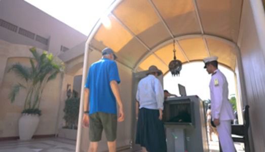 انتشار أمني استعداداً للحظة افتتاح المتحف المصري (8)