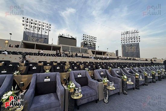 جانب من الاستعداد لحفل افتتاح المتحف جانب من الاستعداد لحفل افتتاح المتحف