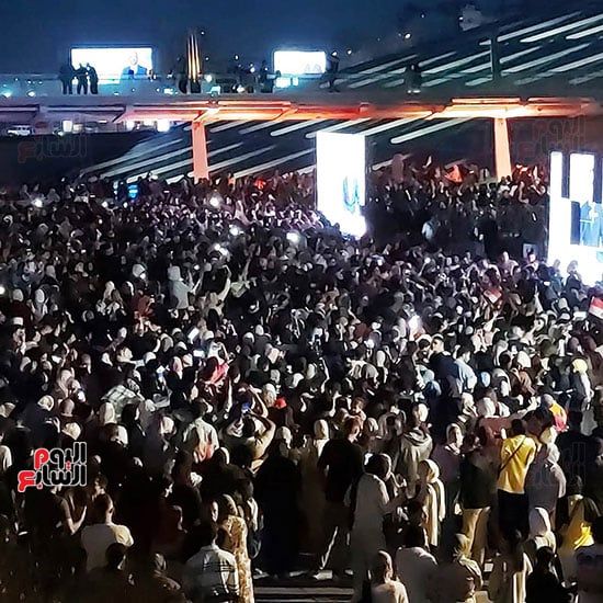 الآلاف-بمكتبة-الإسكندرية-لمتابعة-افتتاح-المتحف-المصرى-الكبير-(3) الآلاف-بمكتبة-الإسكندرية-لمتابعة-افتتاح-المتحف-المصرى-الكبير-(3)