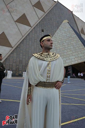 جانب من الاستعدادات قبل حفل افتتاح المتحف الكبير جانب من الاستعدادات قبل حفل افتتاح المتحف الكبير