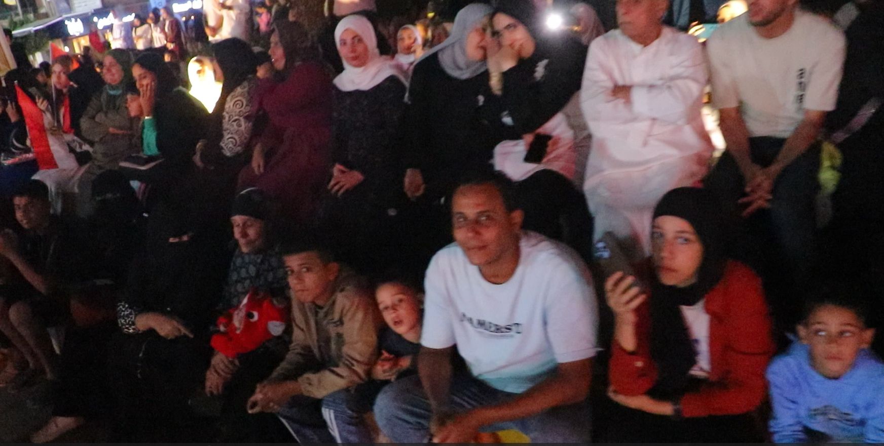 فرحة أهالي كفر الشيخ بالإحتفال فرحة أهالي كفر الشيخ بالإحتفال