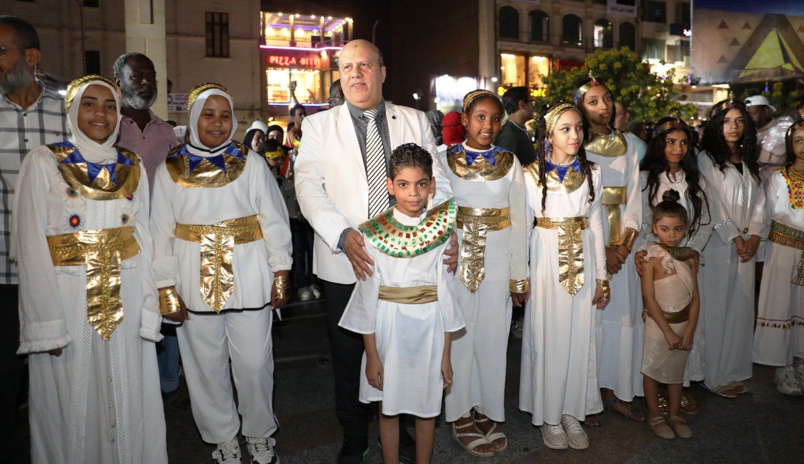 مشاركة الاطفال والكبار مشاركة الاطفال والكبار