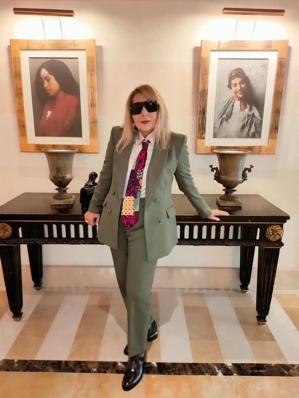 الفنانة نادية الجندي في مهرجان وهران بالجزائر الفنانة نادية الجندي في مهرجان وهران بالجزائر