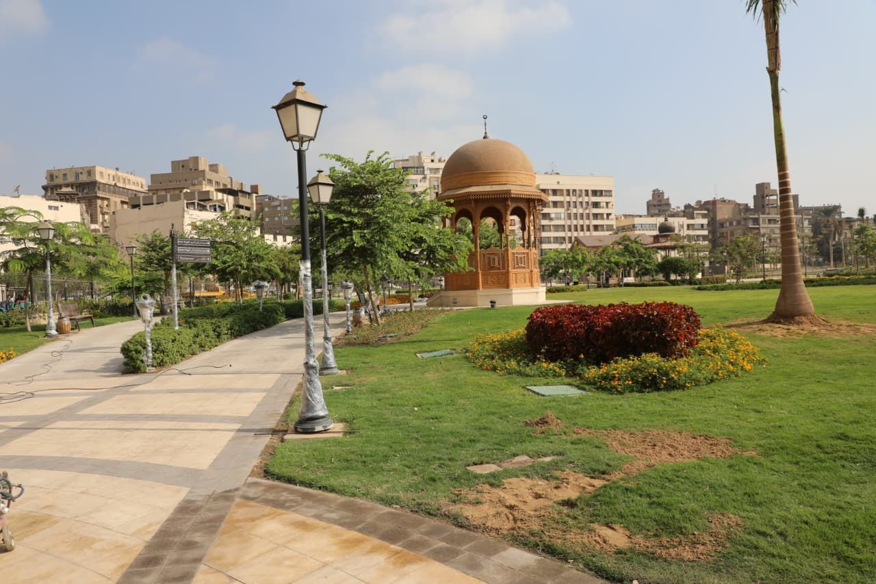 الحديقة الوحيدة بوسط البلد (1) الحديقة الوحيدة بوسط البلد (1)