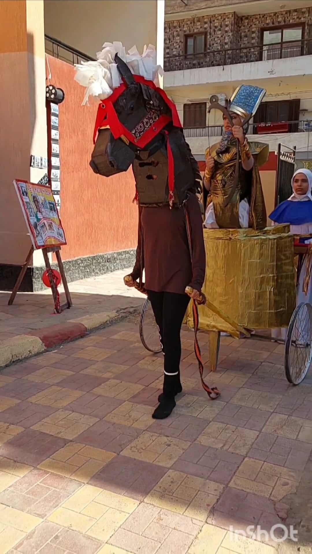 مشاركة الطالبات في الإحتفال بإفتتاح المتحف المصري الكبير مشاركة الطالبات في الإحتفال بإفتتاح المتحف المصري الكبير