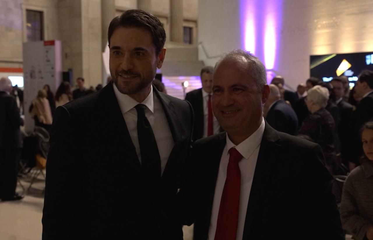 الفنان أحمد عز الفنان أحمد عز