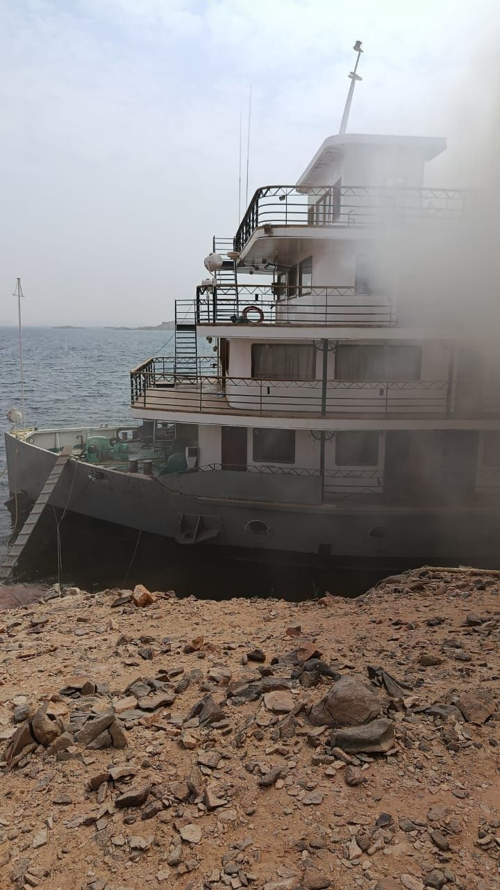 حريق فندق نيلى عائم (1) حريق فندق نيلى عائم (1)