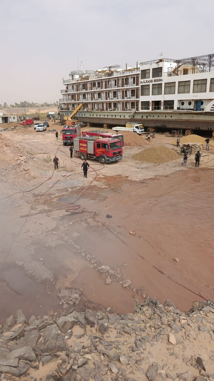 حريق فندق نيلى عائم (9) حريق فندق نيلى عائم (9)