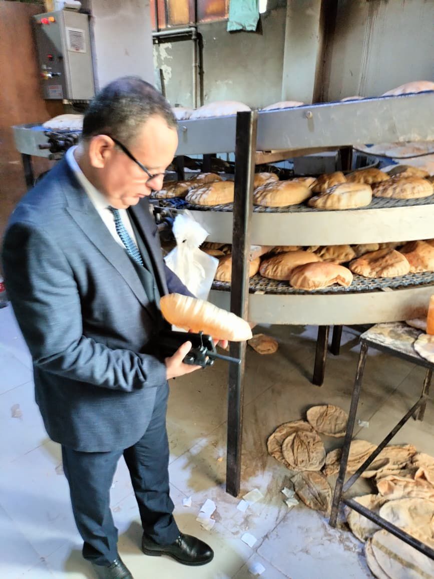 متابعة الالتزام بوزن رغيف الخبز متابعة الالتزام بوزن رغيف الخبز