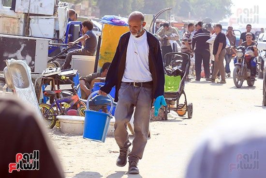 الخردة في سوق الجمعة