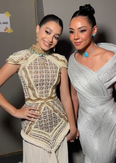 حنين الشاطر وياسمينا العبد حنين الشاطر وياسمينا العبد