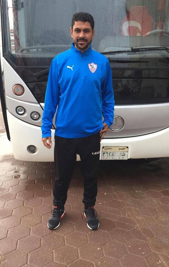 أيمن الطويل مدرب حراس مرمى الزمالك السابق أيمن الطويل مدرب حراس مرمى الزمالك السابق