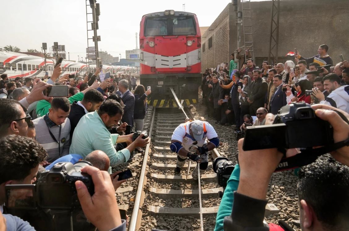 أشرف محرزس (1) أشرف محرزس (1)