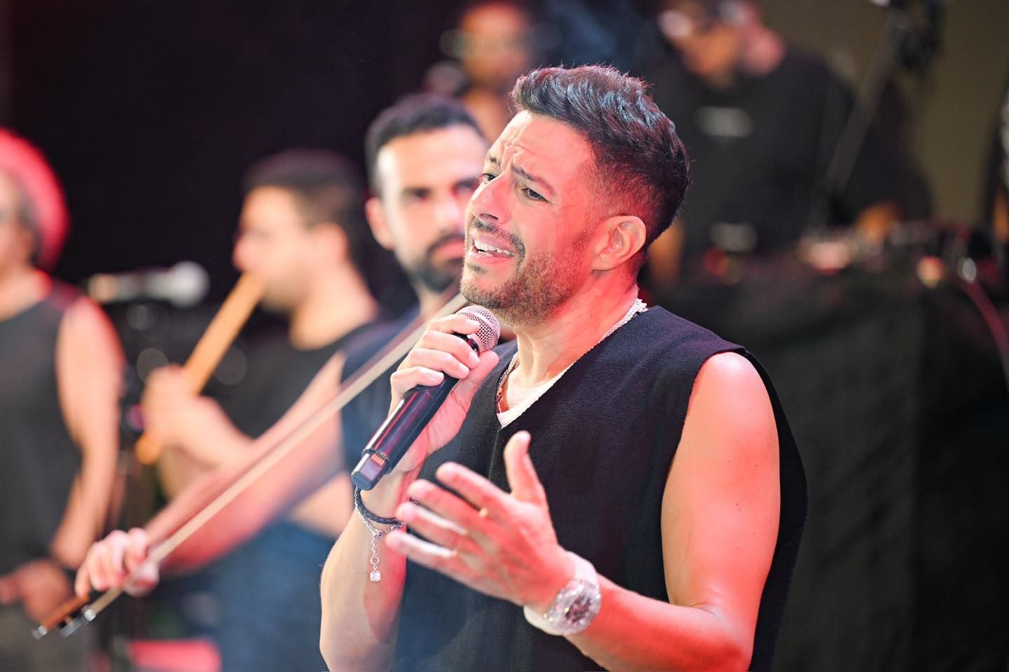 المطرب محمد حماقي