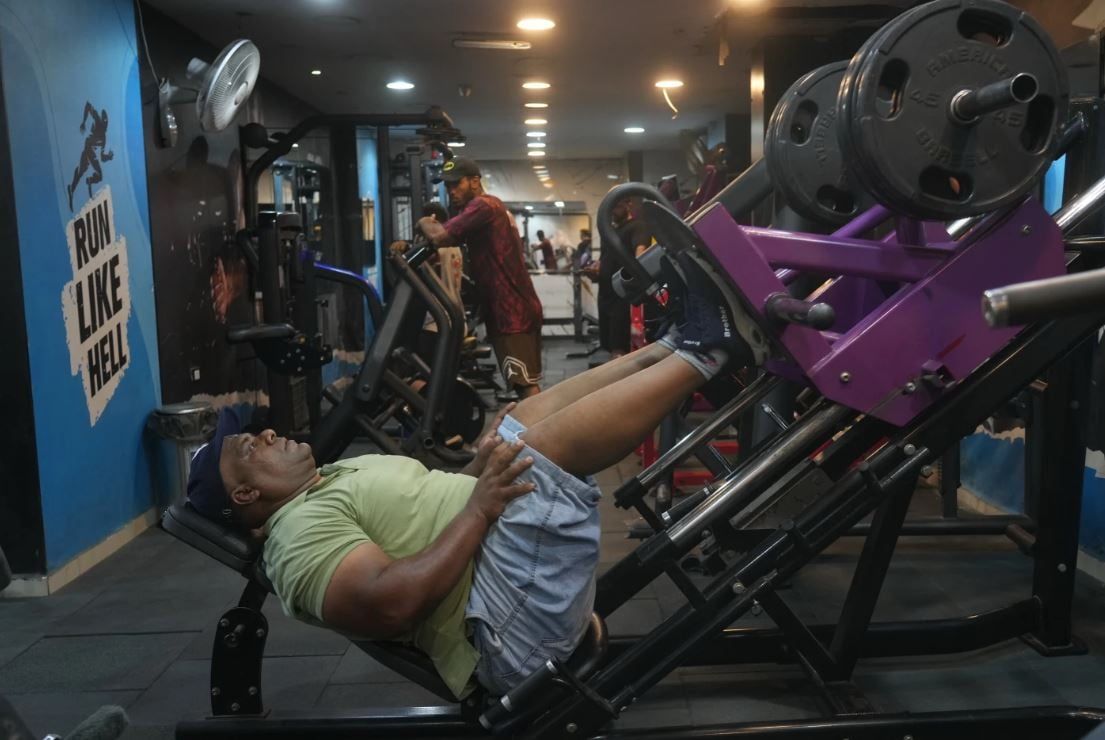 أشرف محرزس (8) أشرف محرزس (8)