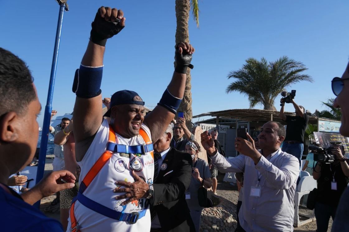 أشرف محرزس (2) أشرف محرزس (2)