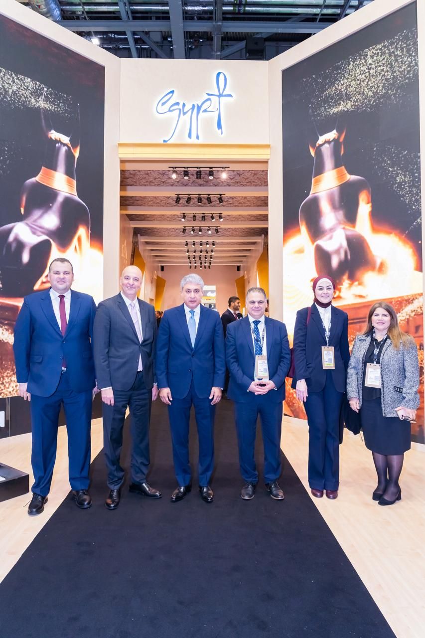 efbfd2ec-4534-4890-a626-d03e3c0c1a40 efbfd2ec-4534-4890-a626-d03e3c0c1a40