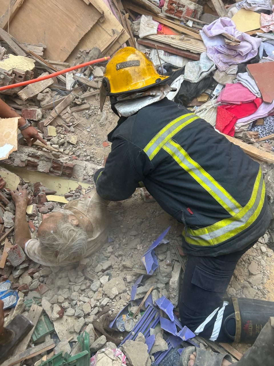 انقاذ شخص انقاذ شخص