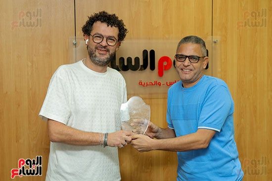 المخرج مازن المتجول مع رئيس التحرير عبدالفتاح عبد المنعم المخرج مازن المتجول مع رئيس التحرير عبدالفتاح عبد المنعم