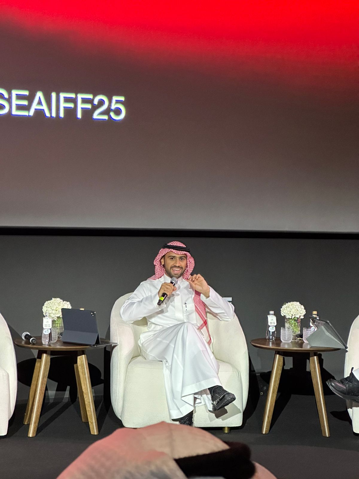 فيصل بالطيور فيصل بالطيور