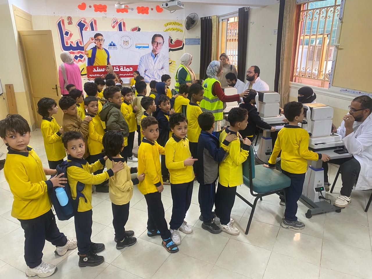 وزارة التضامن تطلق خدمات متكاملة لطلاب المدارس بمنطقتي أهالينا 2 وأرض الخيالة وزارة التضامن تطلق خدمات متكاملة لطلاب المدارس بمنطقتي أهالينا 2 وأرض الخيالة