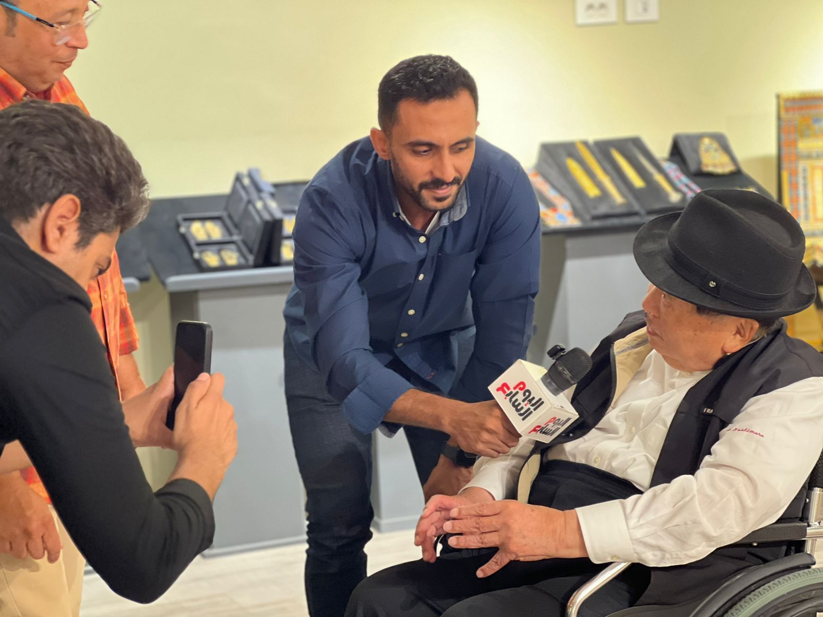 عالم الآثار الياباني الشهير ساكوجي يوشيمورا والزميل محمد أسعد (2) عالم الآثار الياباني الشهير ساكوجي يوشيمورا والزميل محمد أسعد (2)