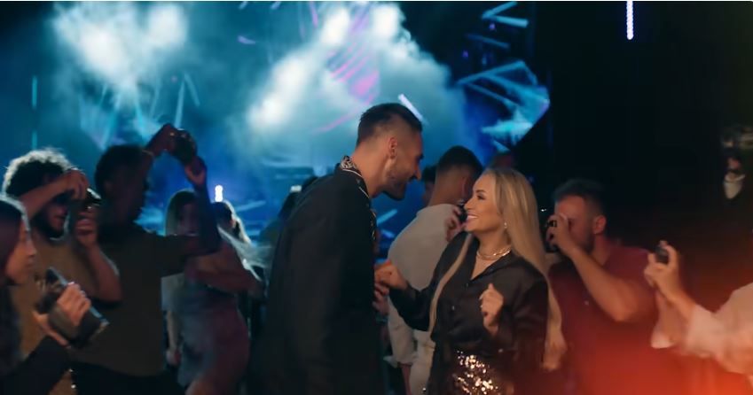 كليب ابنة سليم سحاب إحساس مختلف كليب ابنة سليم سحاب إحساس مختلف