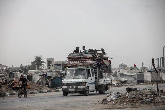 نازحين فى مخيم البريج