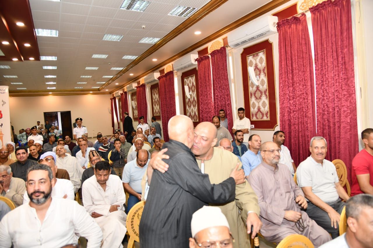 تهنئة الفائزين