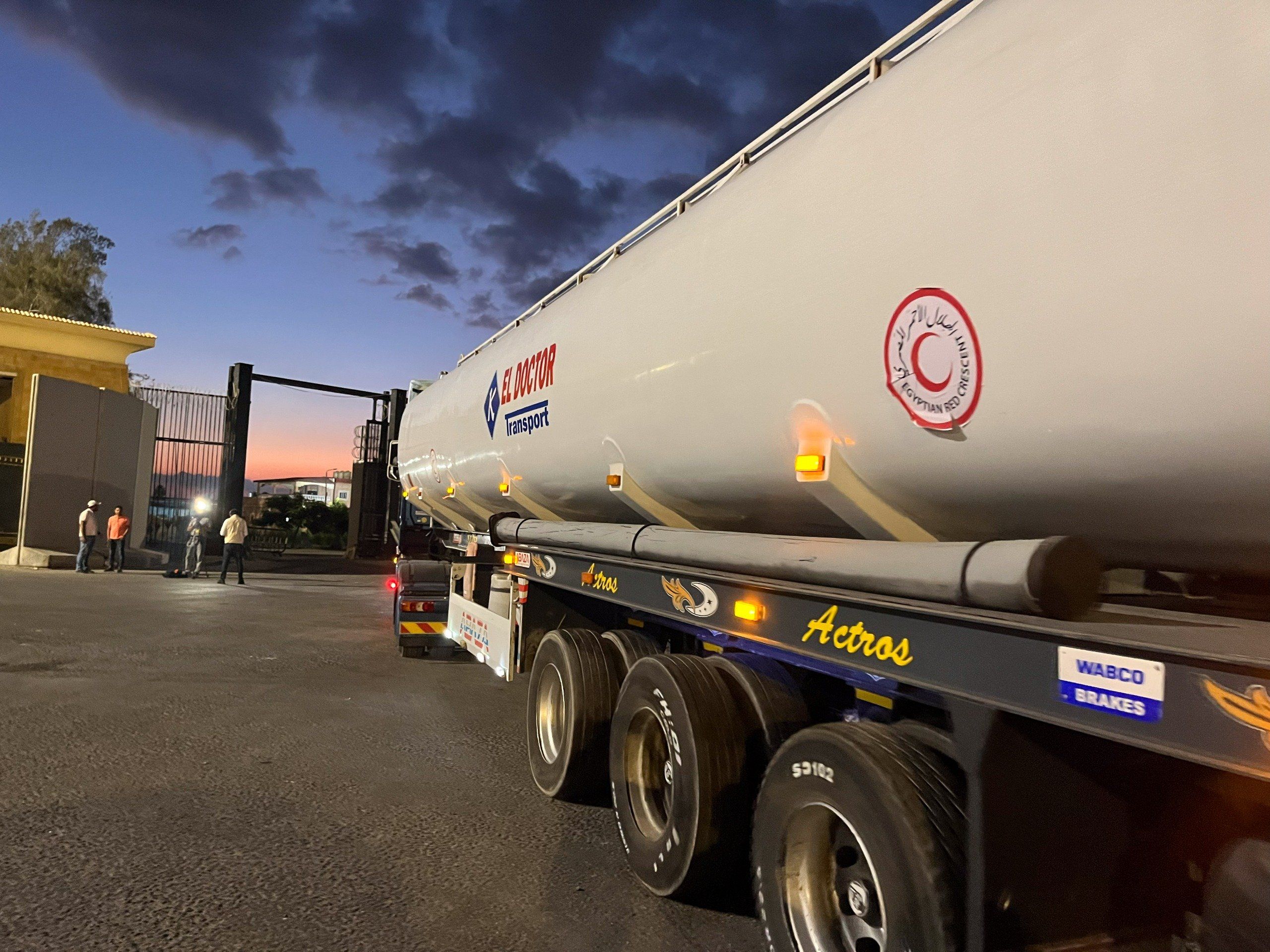 إطلاق قافلة زاد العزة ال 66 إلى غزة إطلاق قافلة زاد العزة ال 66 إلى غزة