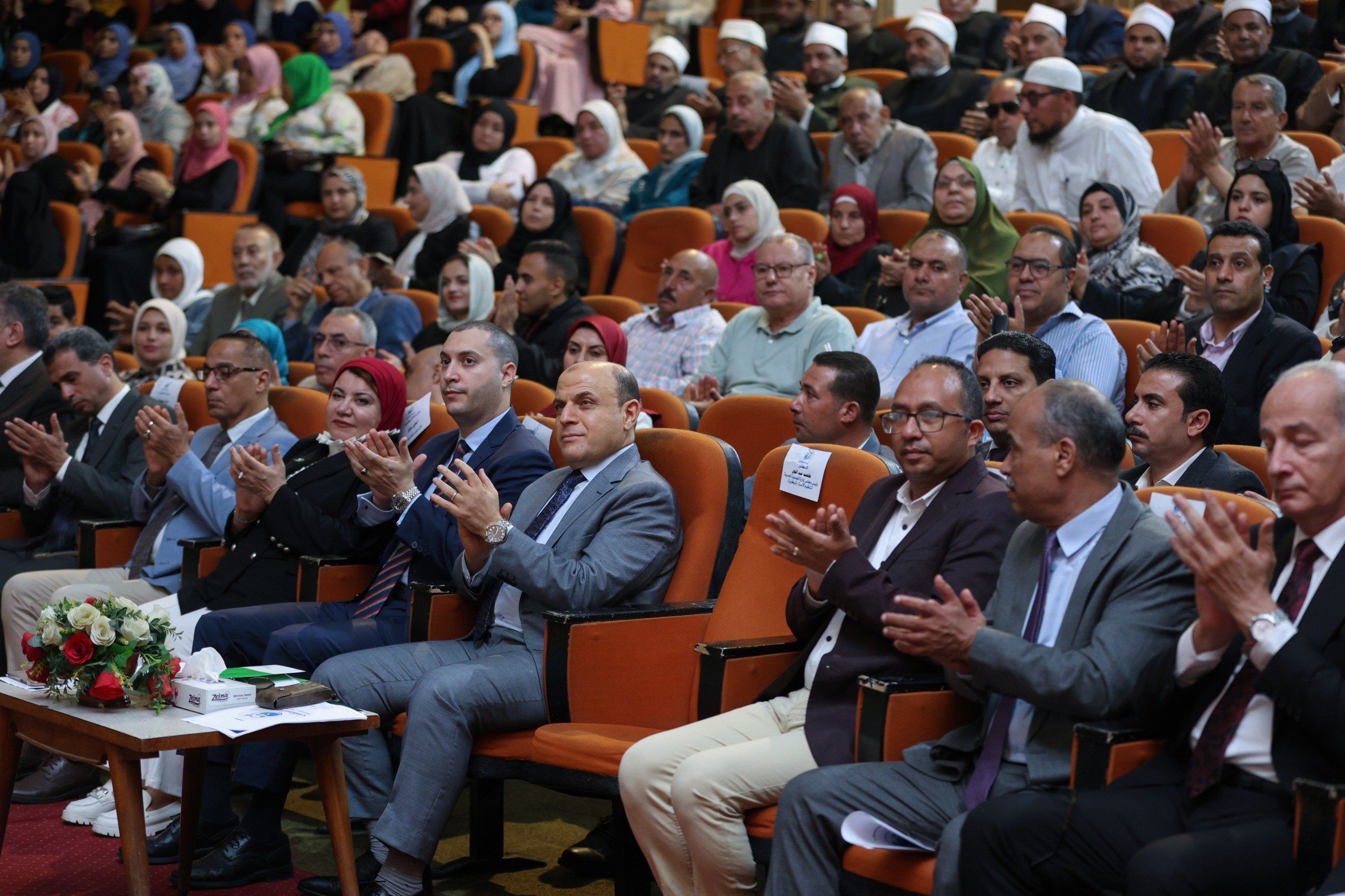 الحضور خلال اطلاق المبادرة الحضور خلال اطلاق المبادرة