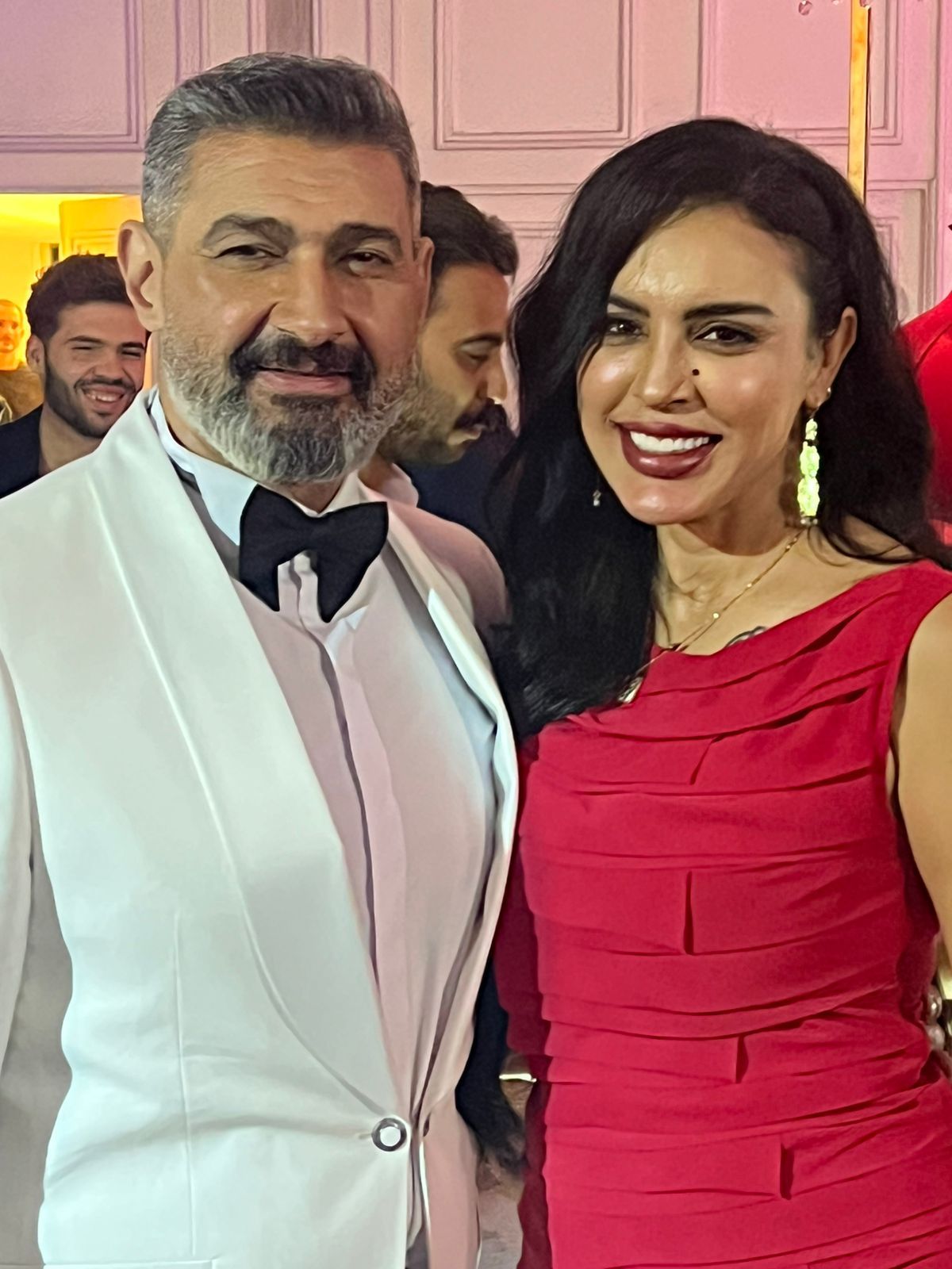 ايمان يوسف مع ياسر جلال فى كواليس كلهم بيحبوا مودى ايمان يوسف مع ياسر جلال فى كواليس كلهم بيحبوا مودى