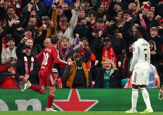 احتفال أليكسيس ماك أليستر بالهدف