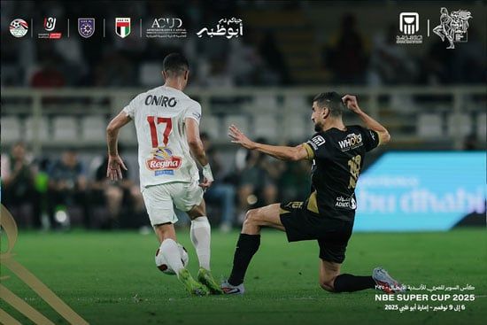 وليد الكرتى ومحمد شحاتة خلال المباراة وليد الكرتى ومحمد شحاتة خلال المباراة