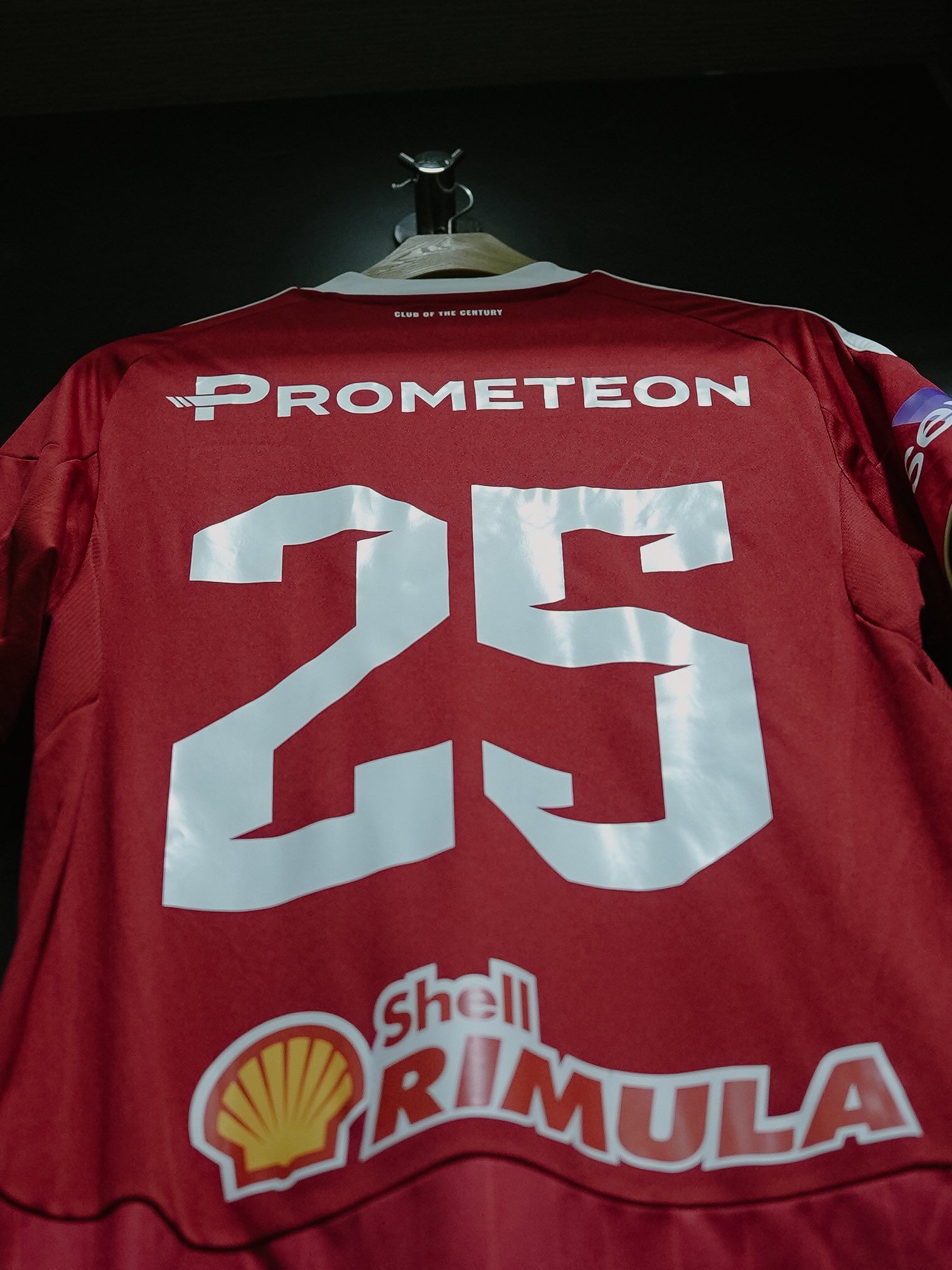 غرفة ملابس الأهلي قبل مواجهة سيراميكا غرفة ملابس الأهلي قبل مواجهة سيراميكا