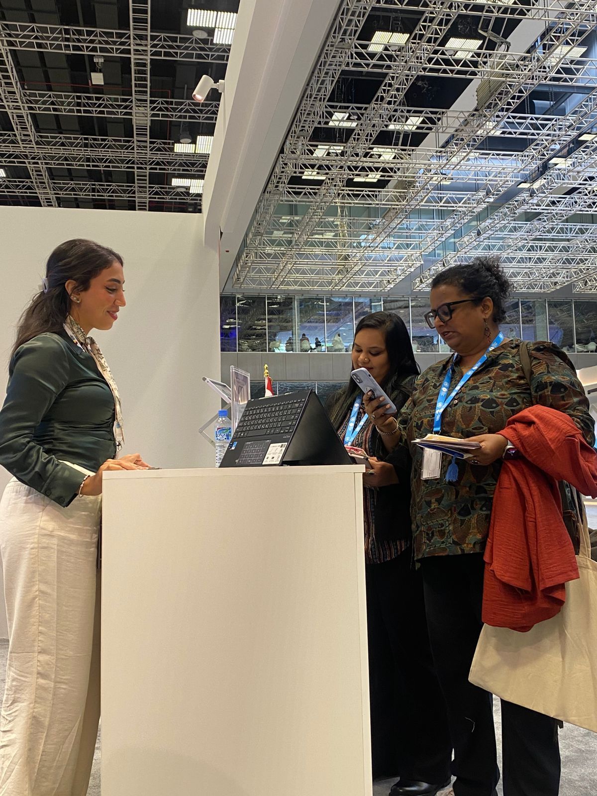 جناح وزارة التضامن بمؤتمر القمة العالمية للتنمية الاجتماعية جناح وزارة التضامن بمؤتمر القمة العالمية للتنمية الاجتماعية