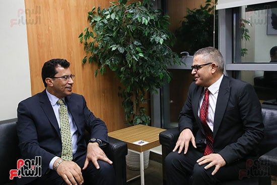 وزير الرياضة مع عبد الفتاح عبد المنعم وزير الرياضة مع عبد الفتاح عبد المنعم