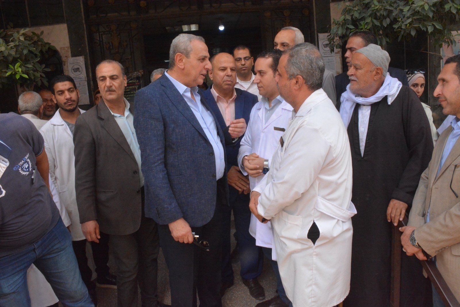 جولة المحافظ بعيادة ابن سينا بالمحلة جولة المحافظ بعيادة ابن سينا بالمحلة