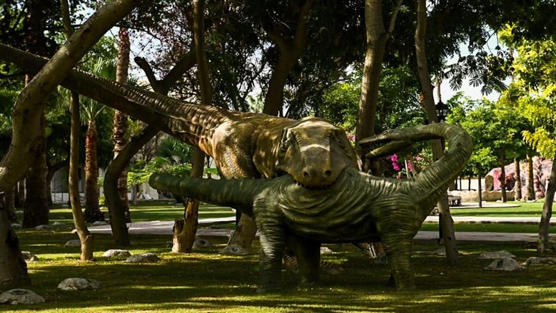 مجسمات الديناصورات (4) مجسمات الديناصورات (4)