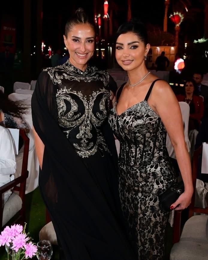 كلوديا حنا مع حنان مطاوع فى افتتاح مهرجان vs - film كلوديا حنا مع حنان مطاوع فى افتتاح مهرجان vs - film