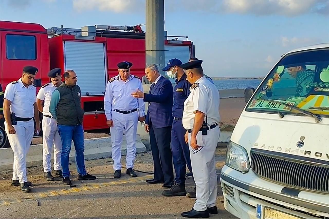 محافظ الإسكندرية في موقع الحادث محافظ الإسكندرية في موقع الحادث